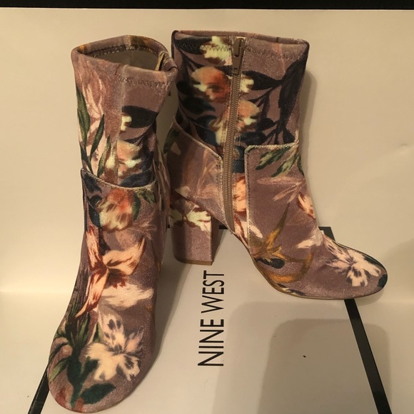 Ninewest Floral Print Booties with Block Heel - Picture 2 of 2